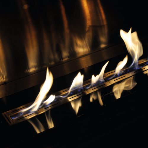 Flame of the Crea7ion EVOPlus Lite bioethanol burner by GlammFire